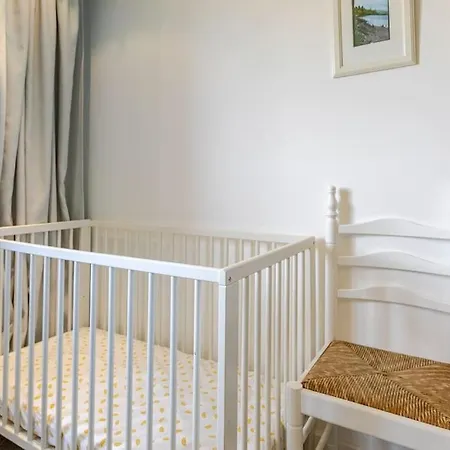 Lägenhet Three Bedroom Modern Flat Ayia Napa