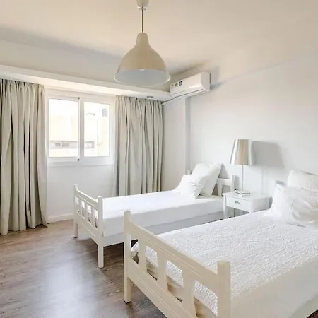 Three Bedroom Modern Flat أيا نابا