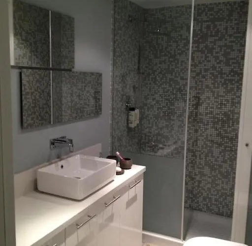 Three Bedroom Modern Flat